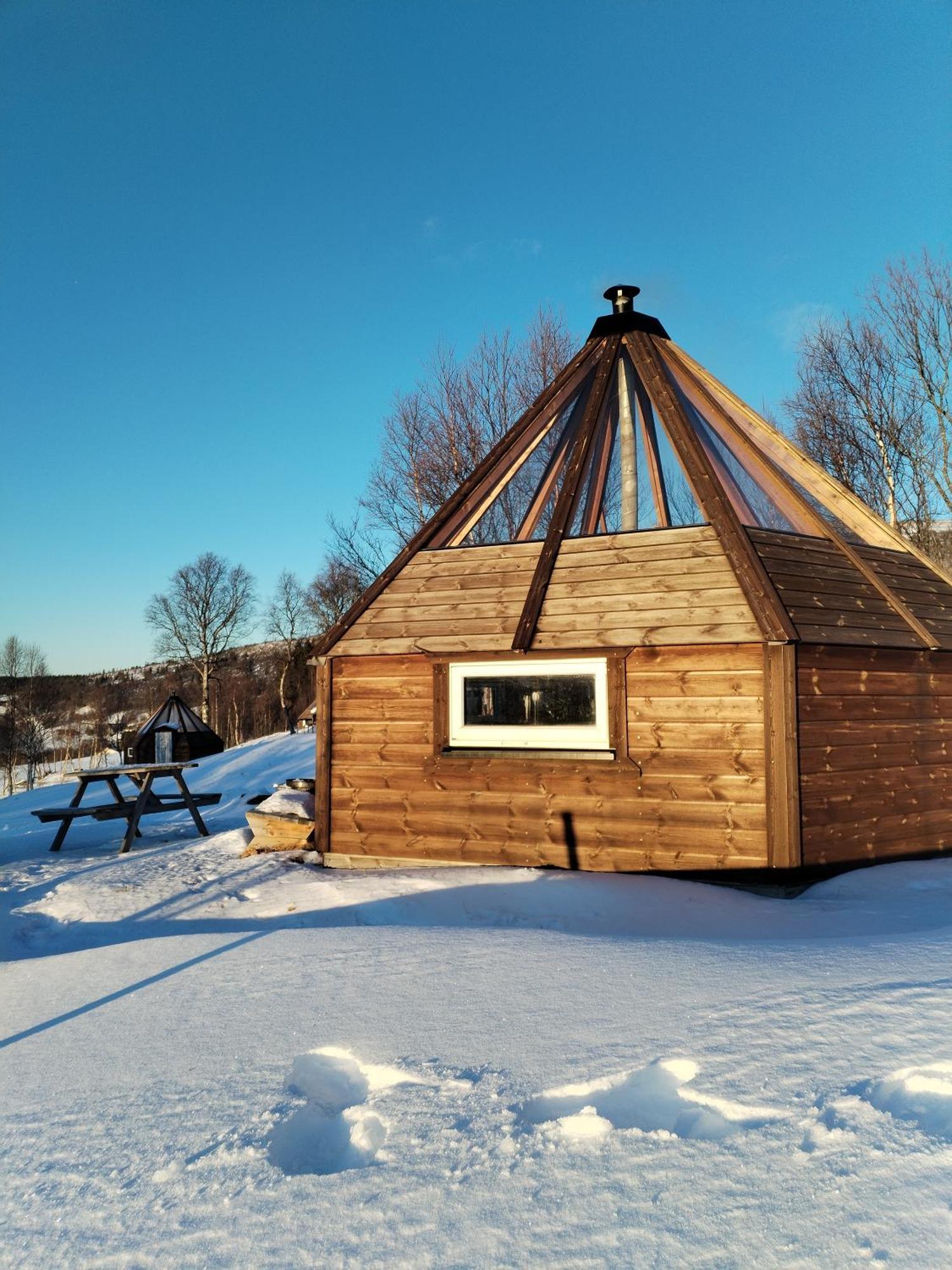 Ferienwohnung Hessdalen Ufocamp Vårhus Zimmer foto