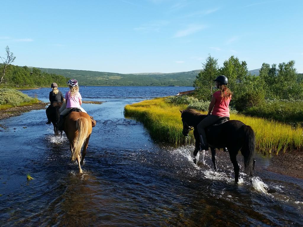 Ferienwohnung Hessdalen Ufocamp Vårhus Exterior foto