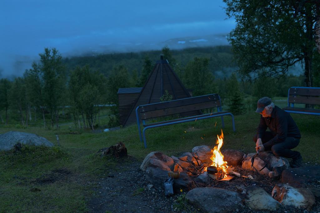 Ferienwohnung Hessdalen Ufocamp Vårhus Exterior foto