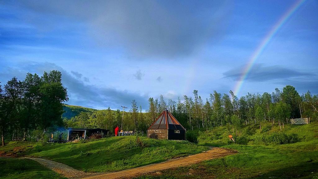 Ferienwohnung Hessdalen Ufocamp Vårhus Exterior foto