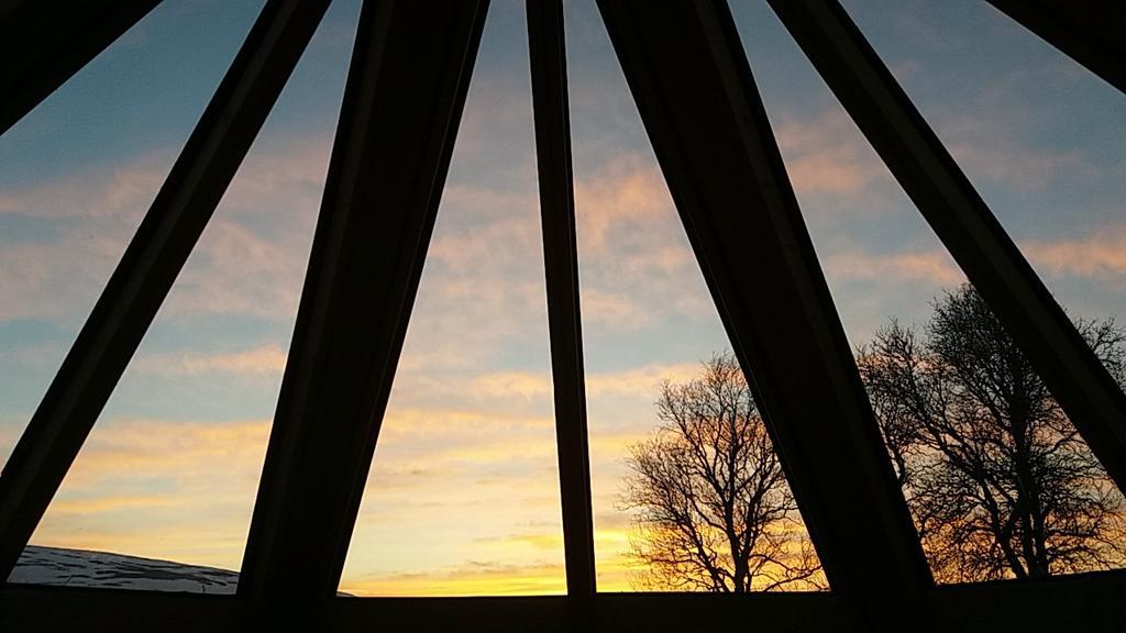 Ferienwohnung Hessdalen Ufocamp Vårhus Exterior foto